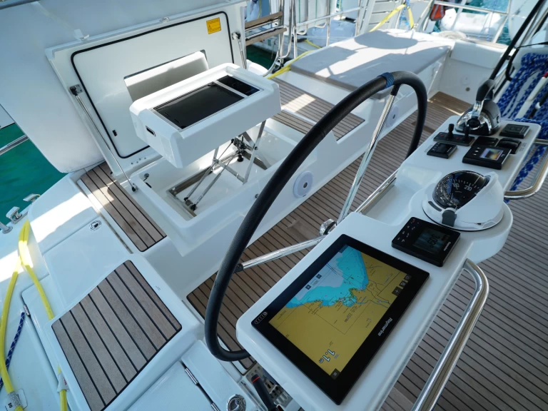 Location Voilier Jeanneau avec permis