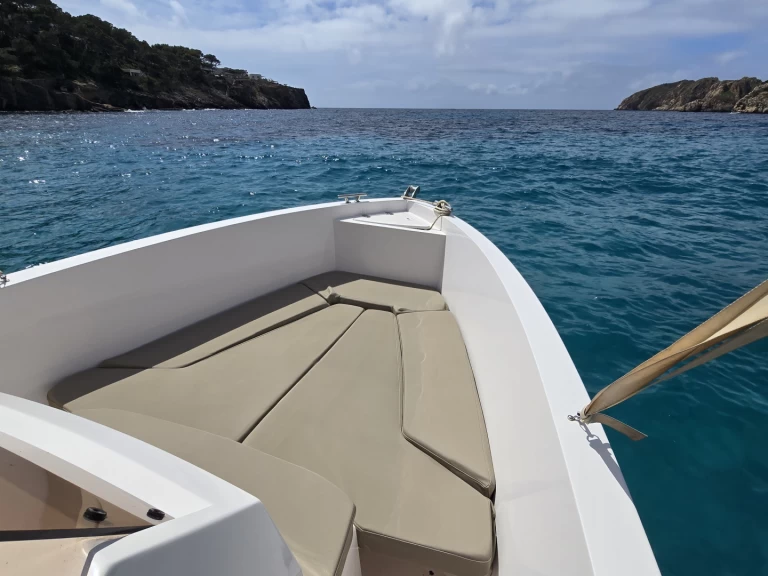 Louez un Cattleya X6 Open à Club Nàutic Santa Ponsa