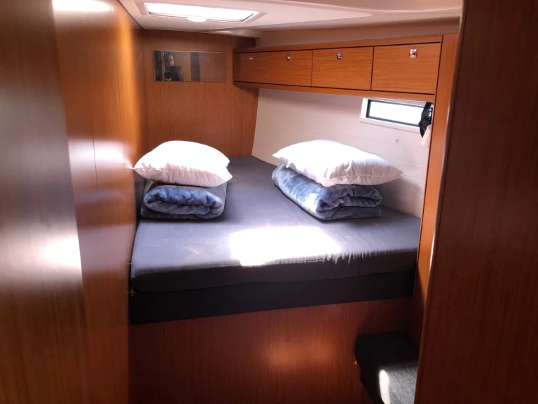 Location à Álimos - Bavaria Cruiser 51 sur SamBoat