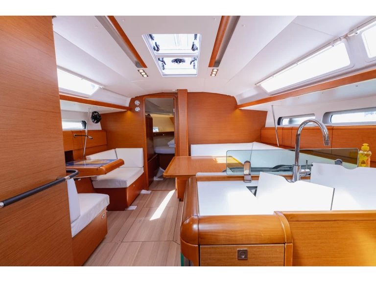 Louez un Jeanneau Sun Odyssey 419 à Kaštel Gomilica