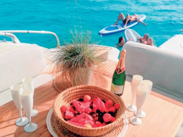 Location Yacht à Ibiza (Ville) - Fairline Targa 64