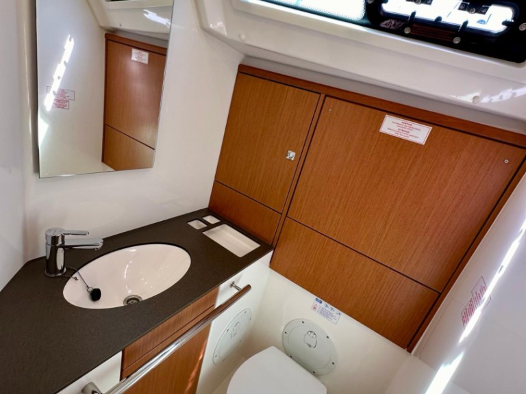 Louez un Bavaria Cruiser 46 à Sukošan