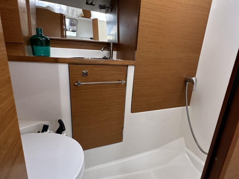 Location bateau Drage pas cher Sun Odyssey 389