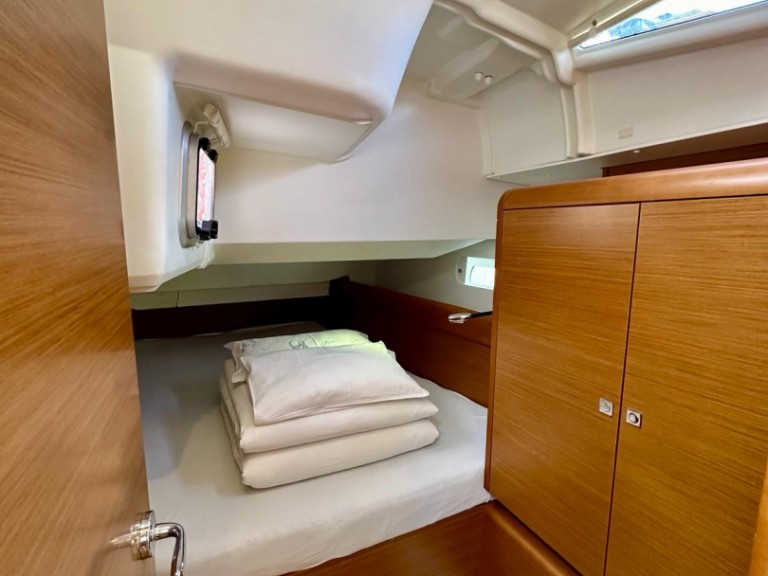 Jeanneau Sun Odyssey 449 a louer à Sukošan