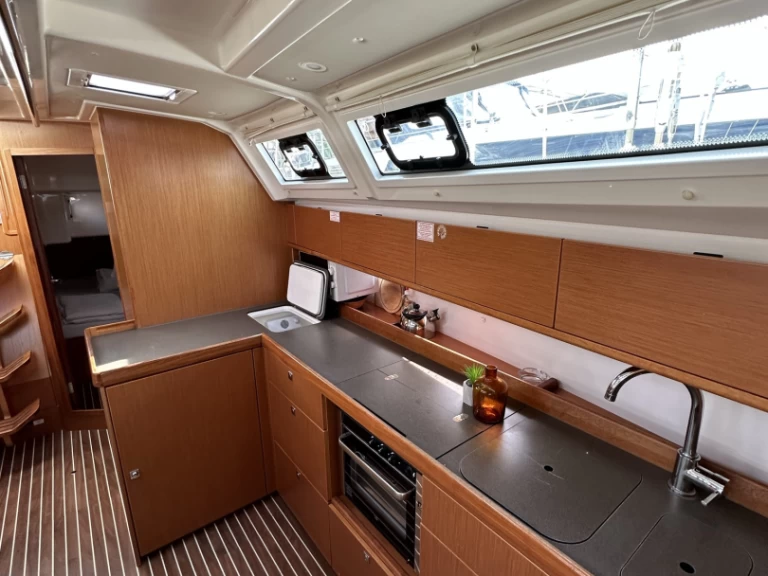 Bavaria Cruiser 46 a louer à Drage