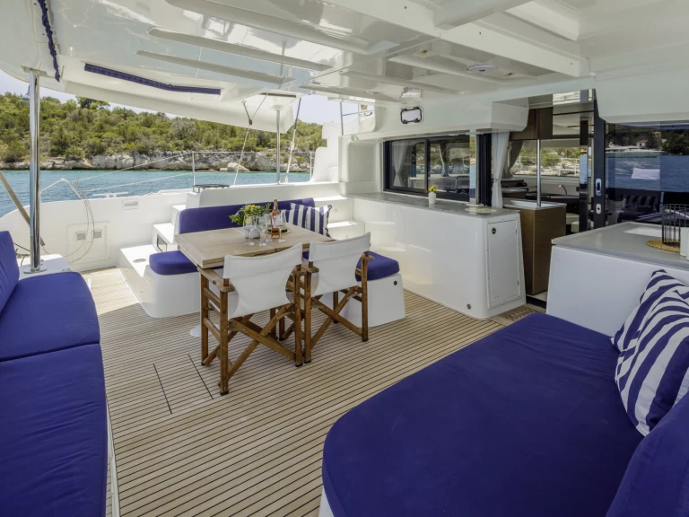 Louez un Lagoon Lagoon 46 à Pórto Chéli