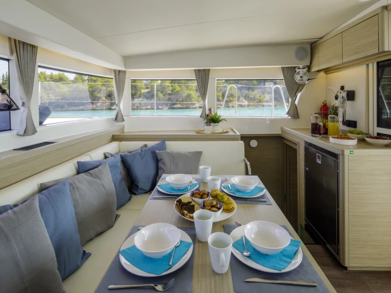 Location Catamaran Lagoon avec permis