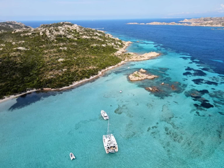 Location à Porto Pollo - Lagoon Lagoon 46 sur SamBoat
