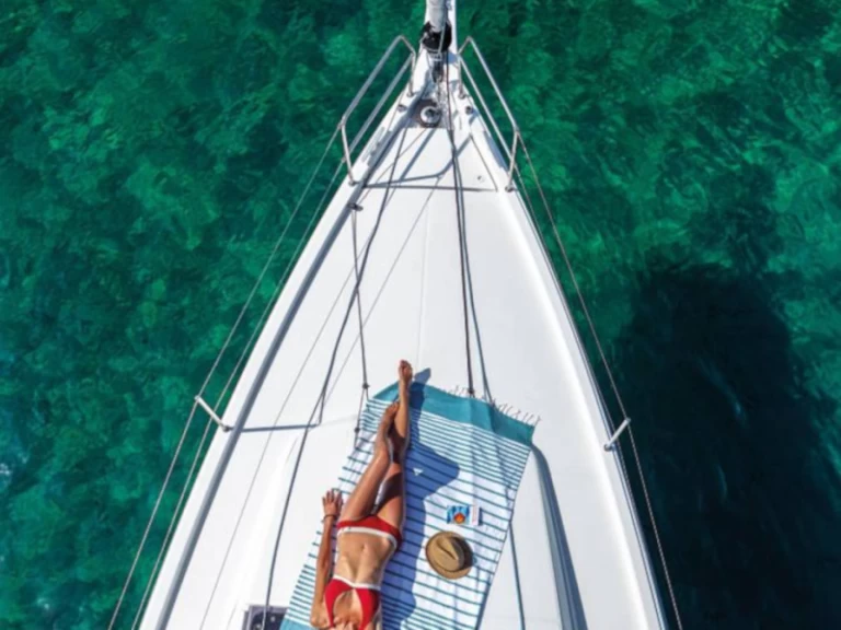 Location bateau Jeanneau Sun Odyssey 410 à Lefkáda sur Samboat