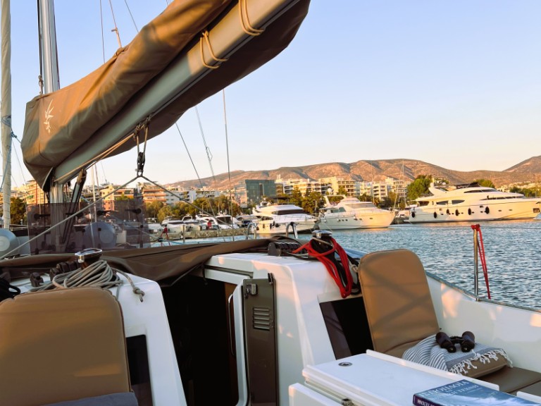 Location à Álimos - Jeanneau Sun Odyssey 410 sur SamBoat