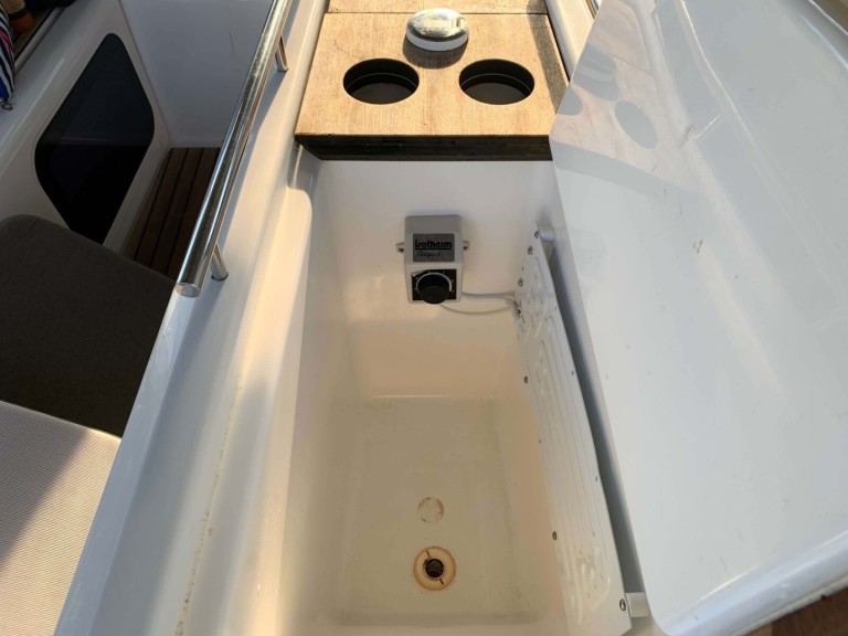 Location bateau Dufour Dufour 460 Grand Large à Lávrio sur Samboat