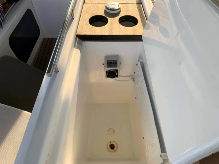 Location bateau Dufour Dufour 460 Grand Large à Lávrio sur Samboat