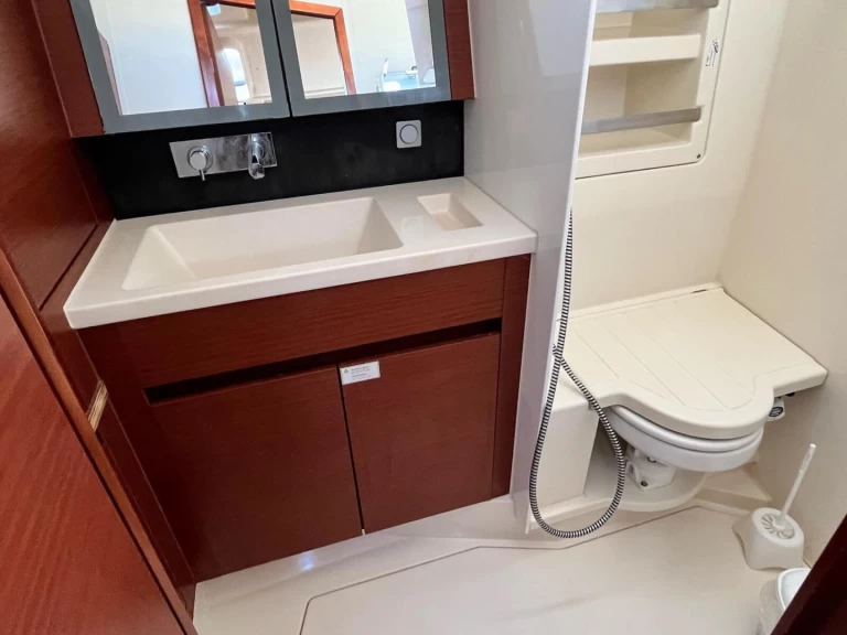 Louez un Hanse Hanse 418 à Lávrio