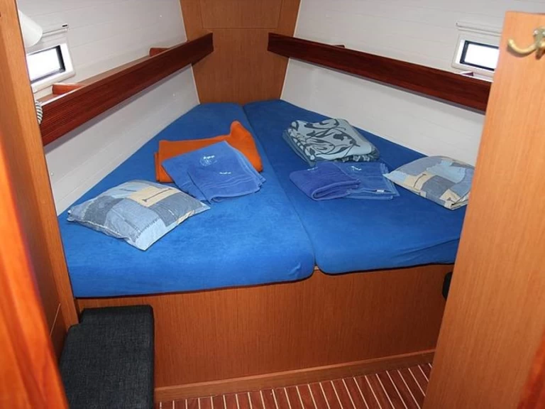 Location à Primošten - Bavaria Bavaria 36 Cruiser sur SamBoat