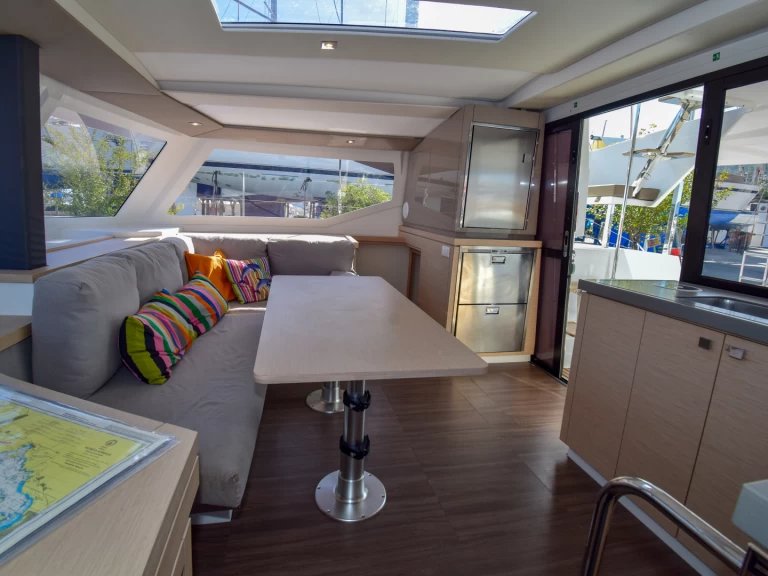 Louez un Fountaine Pajot Lucia 40 à Marmaris