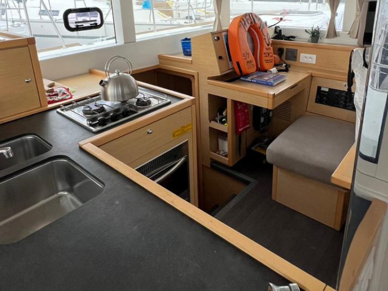 Location bateau Préveza pas cher Lagoon 39