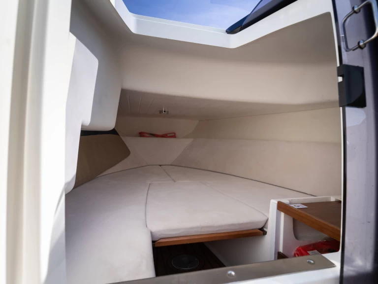 Location bateau Mali Lošinj pas cher Galeon 630 Sundeck