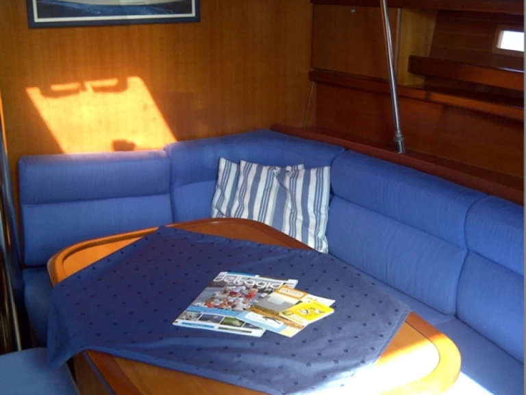 Dufour Dufour 365 Grand Large a louer à Yerseke