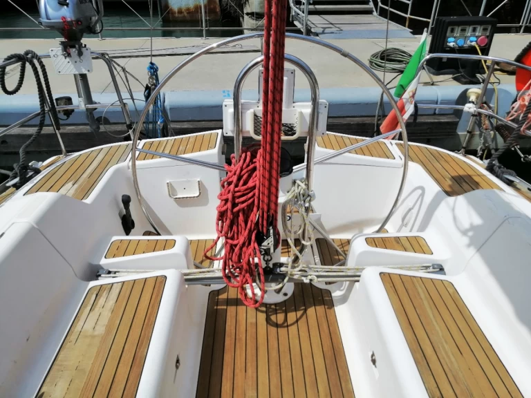 Location bateau Elan Elan 40 à Gênes sur Samboat