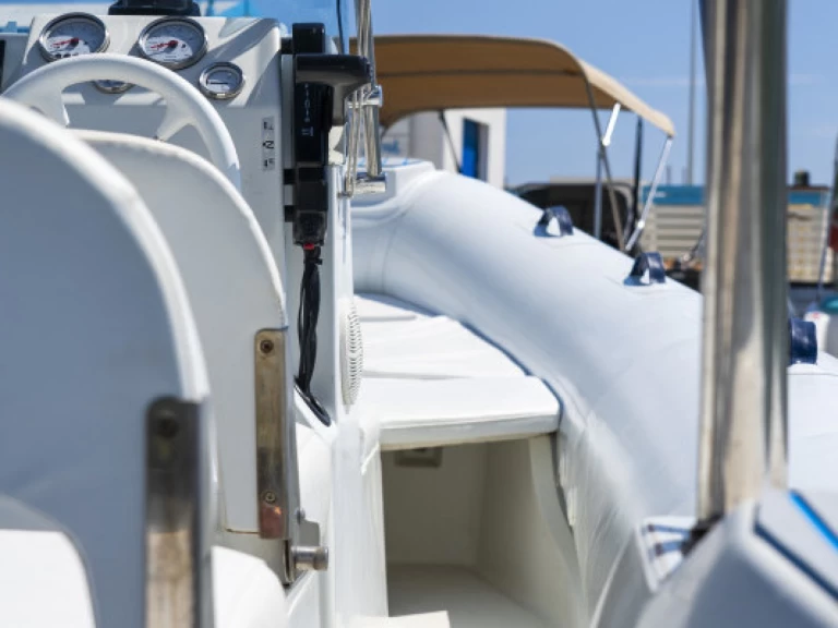 Location Bateau à moteur  avec permis