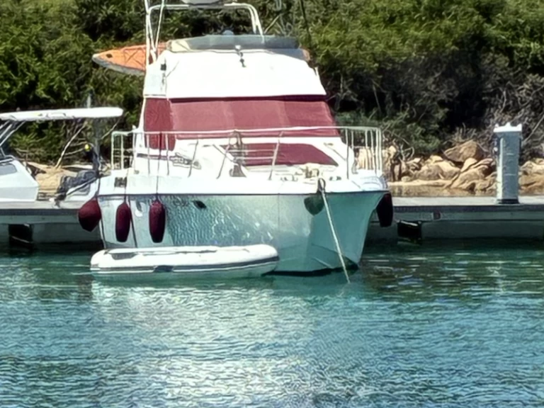 Location à Porto-Vecchio - Bénéteau Antares 10.20 sur SamBoat
