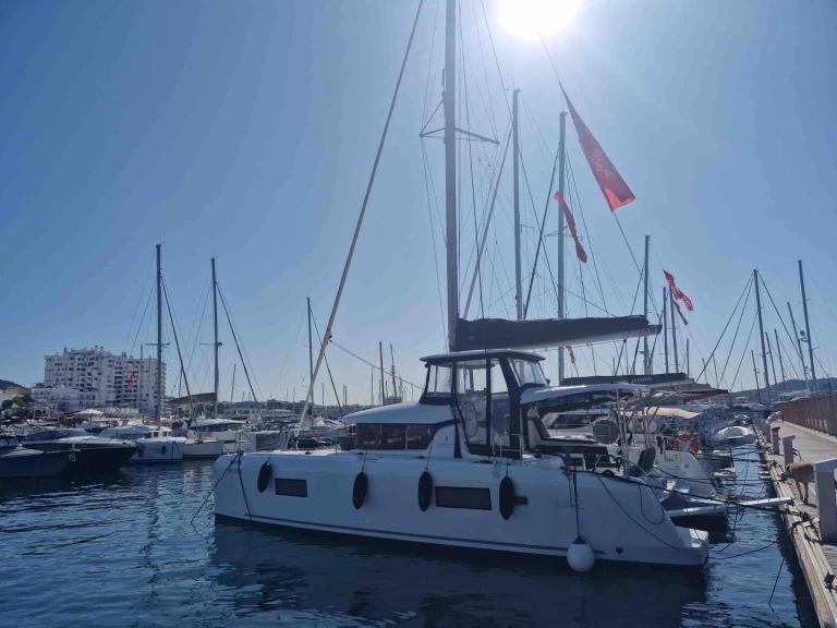 Catamaran à louer à Le Marin au meilleur prix