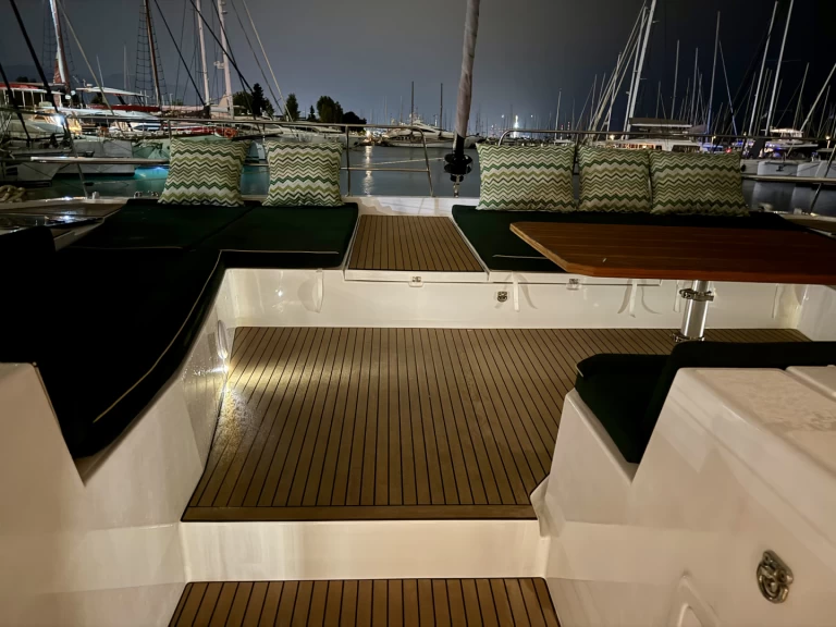 Location bateau Bali Bali 5.8 à Álimos sur Samboat