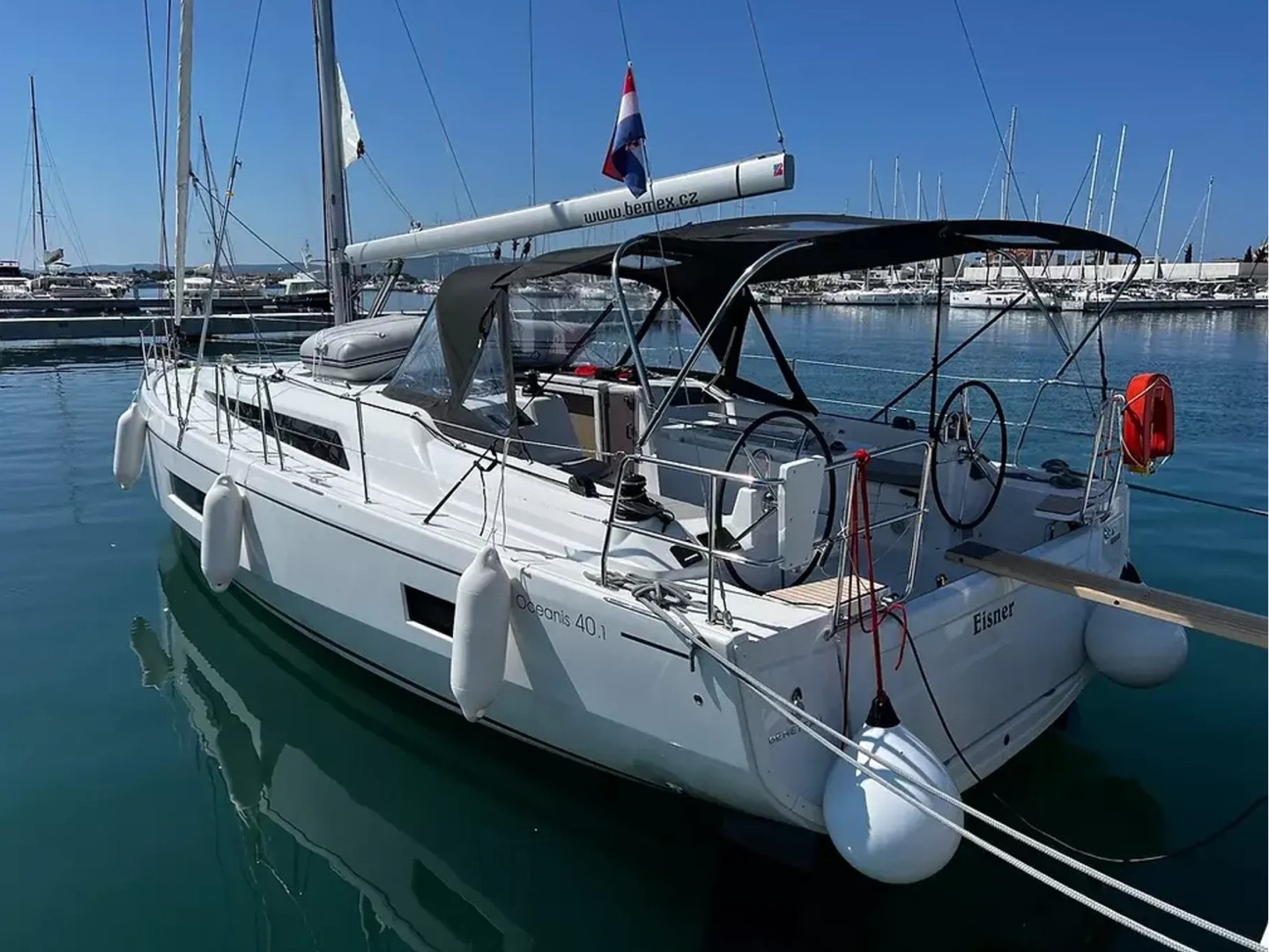 Bénéteau Oceanis 40.1 eco solar sailboat charter in Šibenik, Croatia