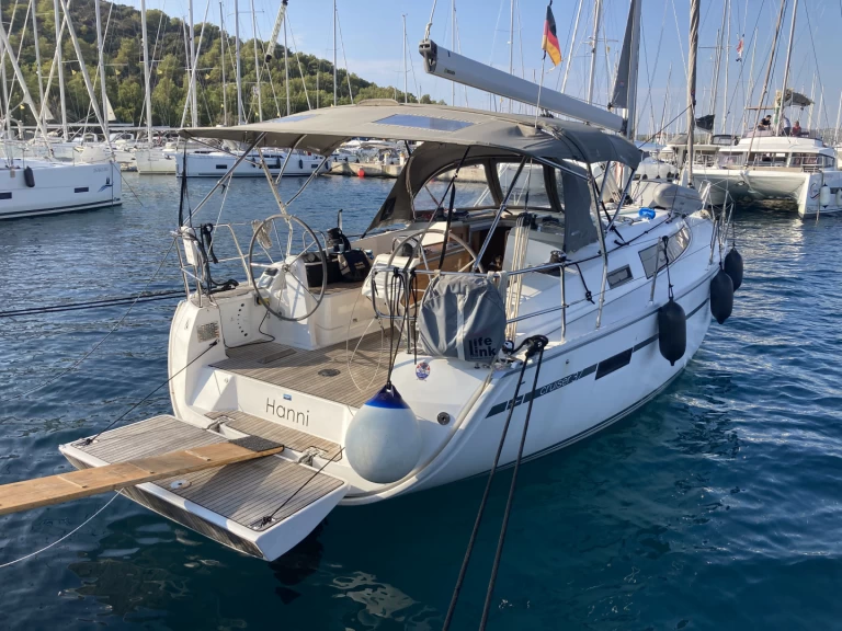 Bavaria Cruiser 37 a louer à Sibenik