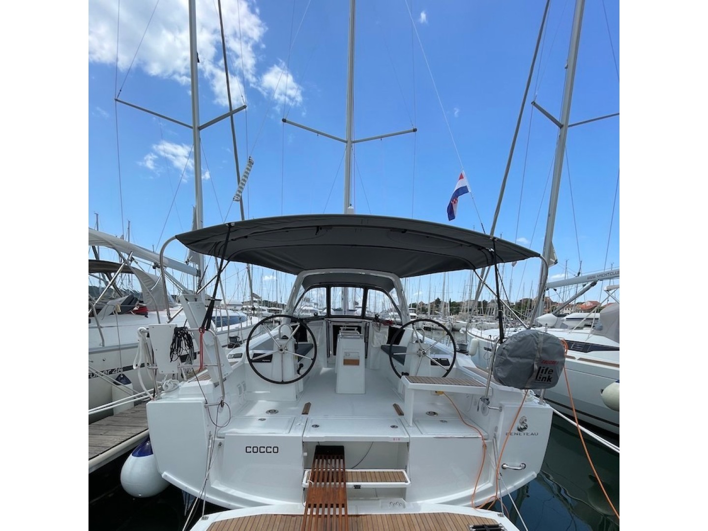 Bénéteau Oceanis 38.1 eco solar sailboat charter in Šibenik, Croatia