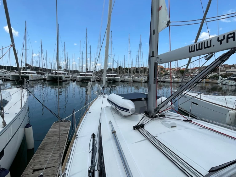 Louer Voilier avec ou sans skipper Bénéteau à Sibenik