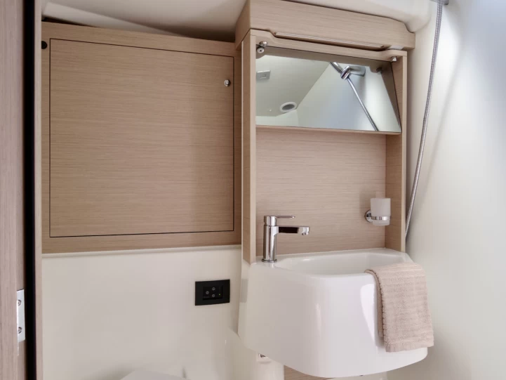 Location bateau Bénéteau Oceanis 51.1 à Cannigione sur Samboat