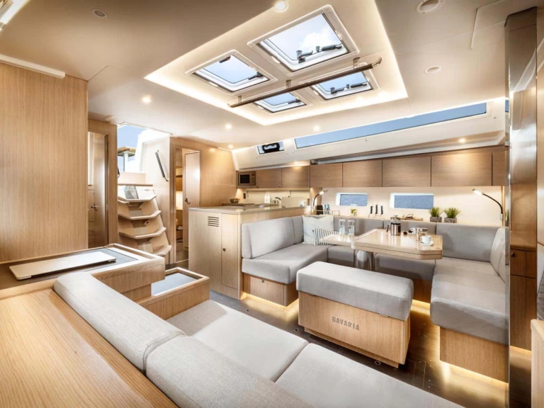 Louer Voilier avec ou sans skipper Bavaria à Golfo Aranci