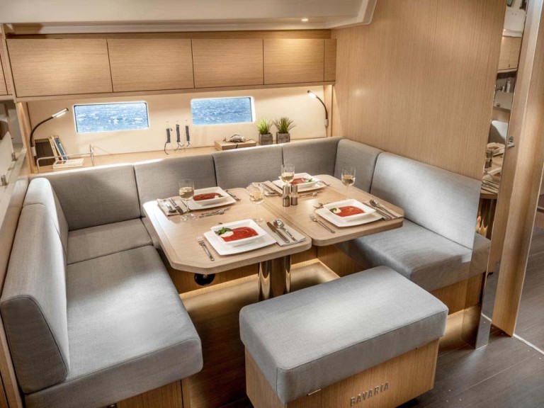 Location Voilier Bavaria avec permis