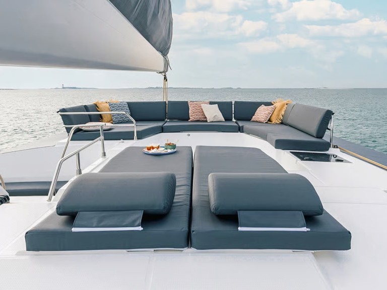 Location Catamaran Fountaine Pajot avec permis