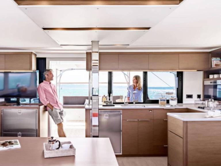 Catamaran à louer à Furnari au meilleur prix