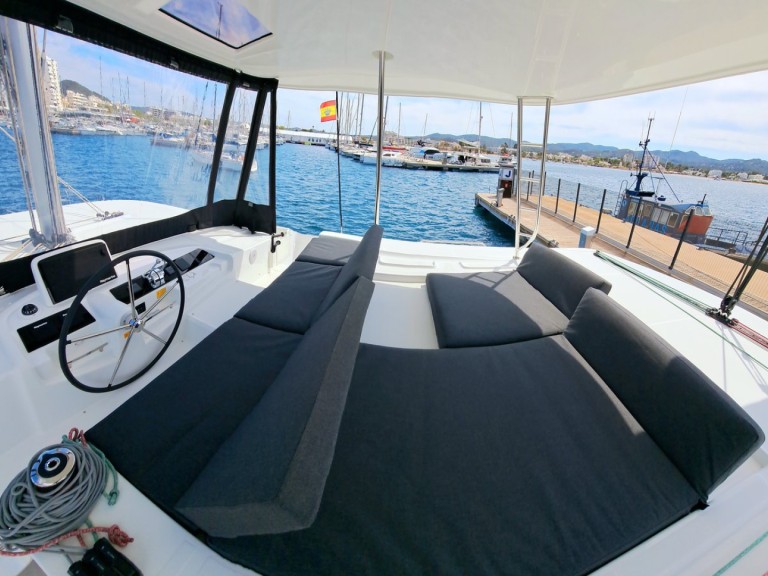 Location Catamaran à Bas du Fort - Lagoon Lagoon 46