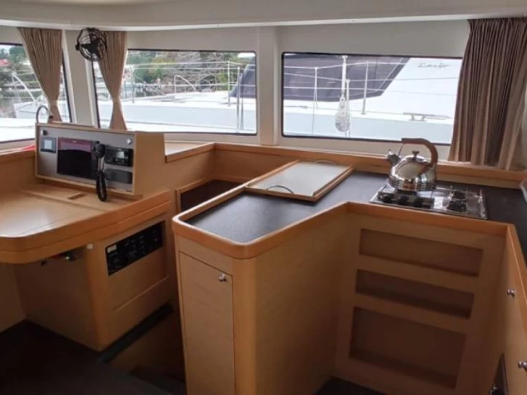 Location à Le Marin - Lagoon Lagoon 42 sur SamBoat