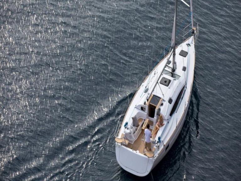 Location bateau Elan Impression 40 à San Benedetto del Tronto sur Samboat