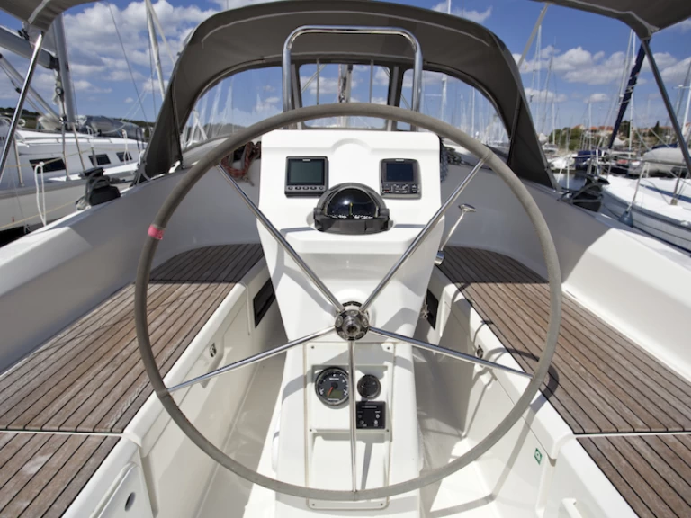 Bavaria Bavaria 36 Cruiser a louer à Sibenik