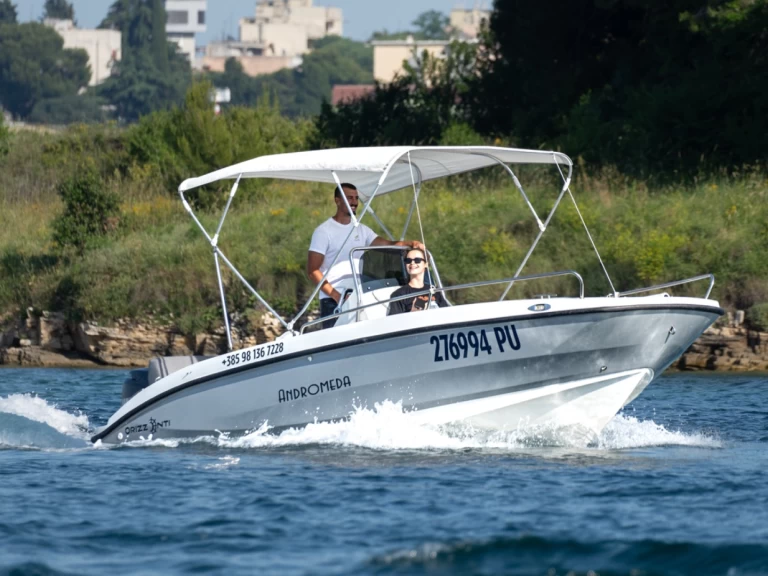 Location bateau Orizzonti Andromeda à Pula sur Samboat
