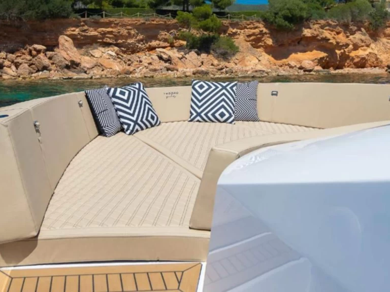 Bateau à moteur à louer à Marbella au meilleur prix