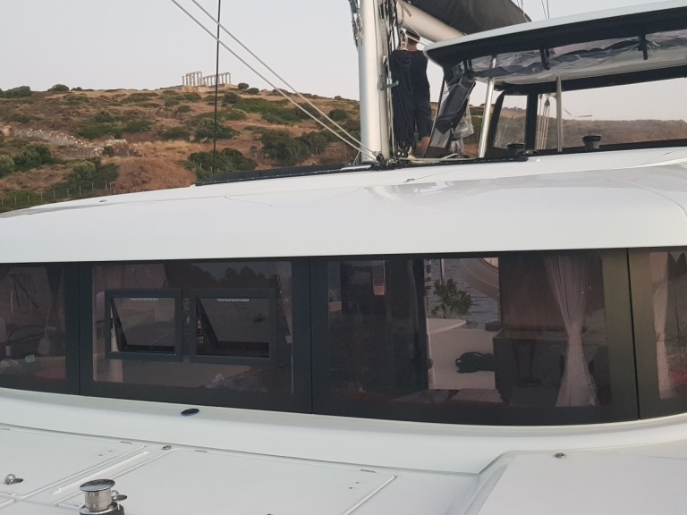 Location bateau Lagoon Lagoon 42 à Álimos sur Samboat