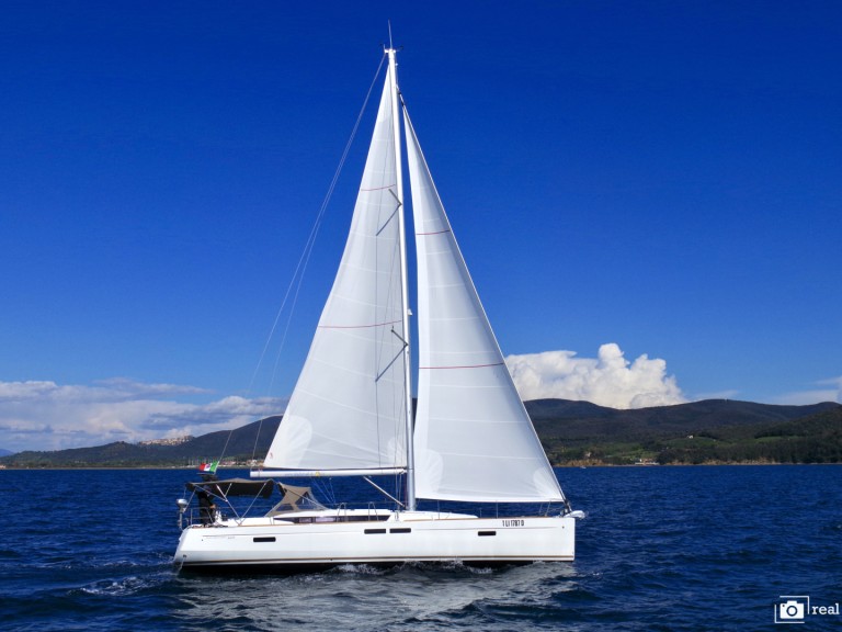 Location bateau Jeanneau Sun Odyssey 469 à Puntone sur Samboat