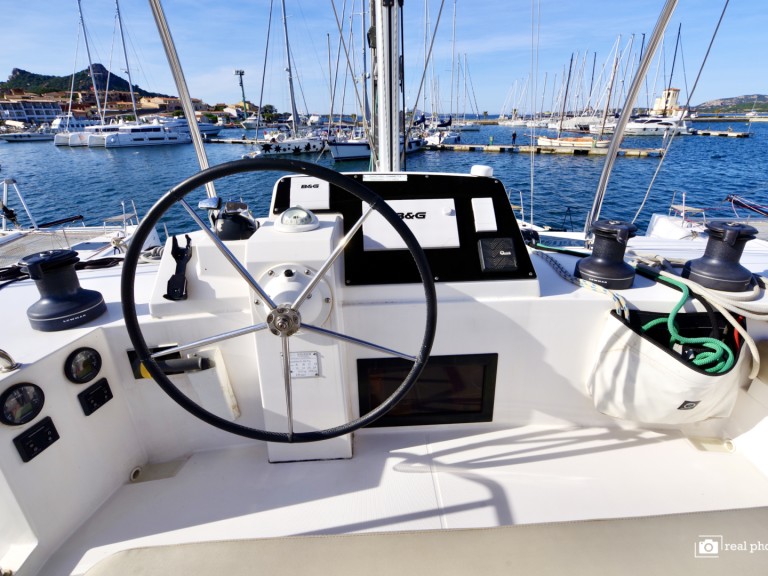 Location à Cannigione - Nautitech Nautitech 46 Fly sur SamBoat