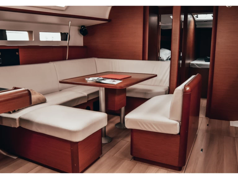 Louez un Jeanneau Sun Odyssey 479 à Arrecife