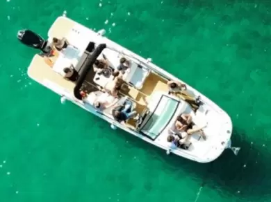 Louez un Sea Ray  250 sdx à Port Fréjus