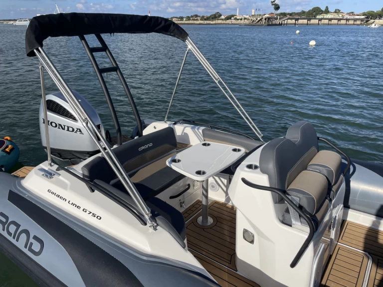 Semi-rigide à louer à Cap Ferret au meilleur prix