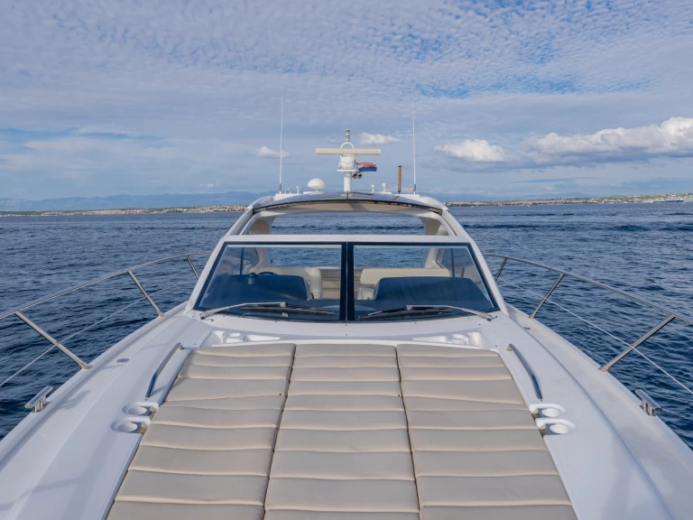 Louez un Sunseeker Portofino 48 à Marina Zadar