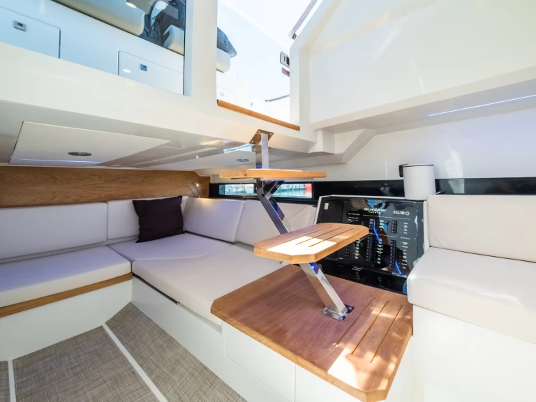 Louer Bateau à moteur avec ou sans skipper De Antono Yachts à Ibiza (Ville)